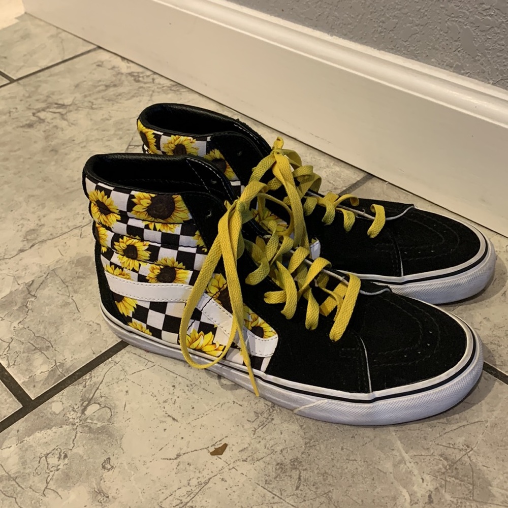 Custom Sunflower Patterned High Top Skateboard Sh… - image 3